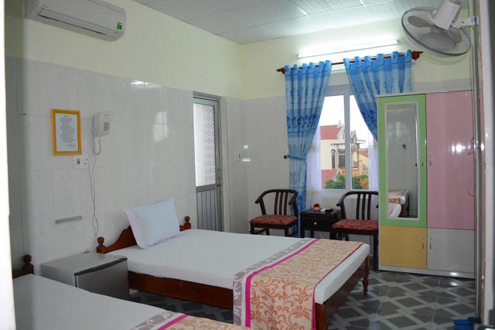 Anh Linh 1 Hotel Dong Hoi Extérieur photo
